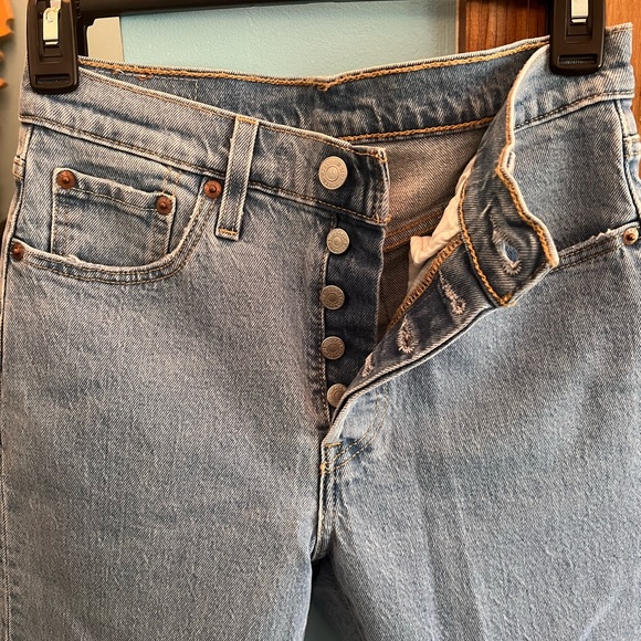 Levi’s 501 Skinny Light Wash Jeans 25W L28 - Picture 4 of 6